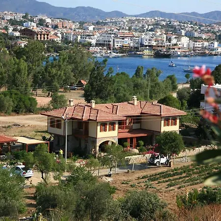 Tuerk Evi 4* Datça