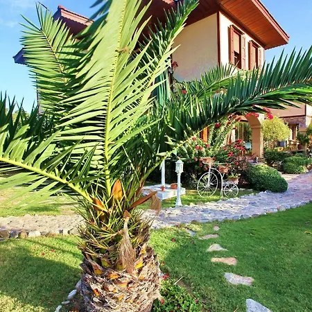 Hotel Tuerk Evi 4*