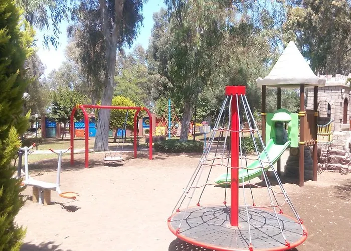 מלון Tuerk Evi דטקה