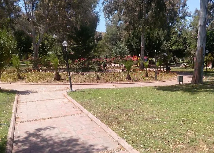 מלון Tuerk Evi דטקה